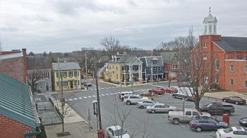 Weather camera view of A&M Pizza.