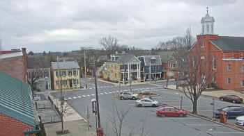 Weather camera view of A&M Pizza.