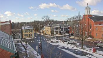 Weather camera view of A&M Pizza.