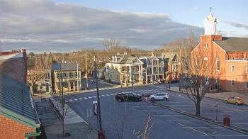 Weather camera view of A&M Pizza.