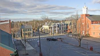 Weather camera view of A&M Pizza.