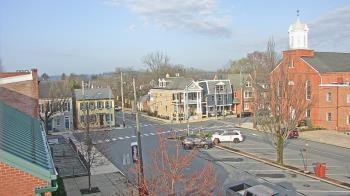 Weather camera view of A&M Pizza.