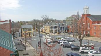 Weather camera view of A&M Pizza.