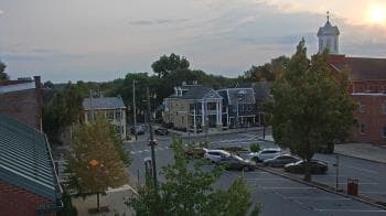 Weather camera view of A&M Pizza.