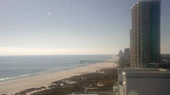 Weather camera view of Island House Hotel.