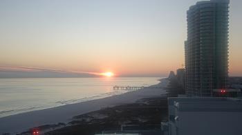 Weather camera view of Island House Hotel.