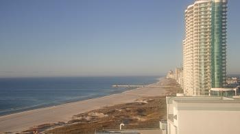 Weather camera view of Island House Hotel.