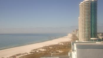 Weather camera view of Island House Hotel.