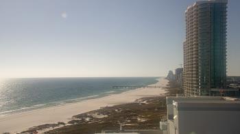 Weather camera view of Island House Hotel.