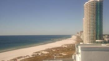 Weather camera view of Island House Hotel.