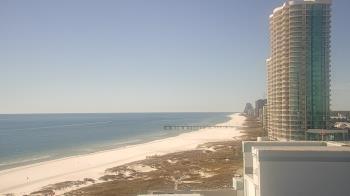 Weather camera view of Island House Hotel.