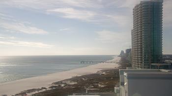 Weather camera view of Island House Hotel.