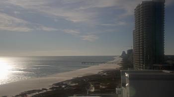 Weather camera view of Island House Hotel.