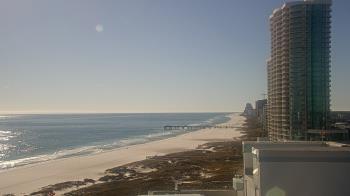 Weather camera view of Island House Hotel.