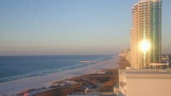 Weather camera view of Island House Hotel.