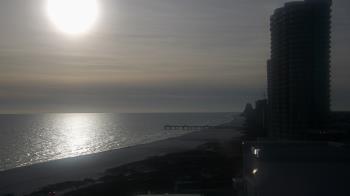 Weather camera view of Island House Hotel.