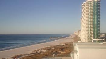 Weather camera view of Island House Hotel.