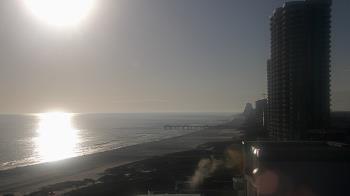 Weather camera view of Island House Hotel.