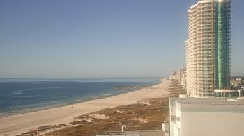 Weather camera view of Island House Hotel.