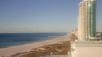 Weather camera view of Island House Hotel.