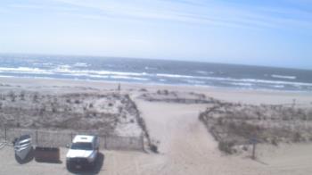 Weather camera view of Beach Patrol HQ.