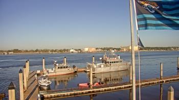 Weather camera view of Morning Star Marina.
