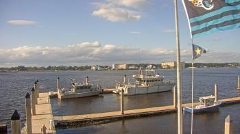 Weather camera view of Morning Star Marina.