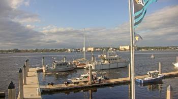 Weather camera view of Morning Star Marina.