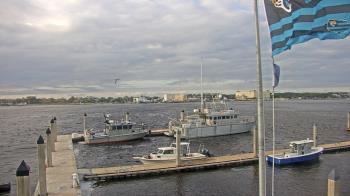 Weather camera view of Morning Star Marina.