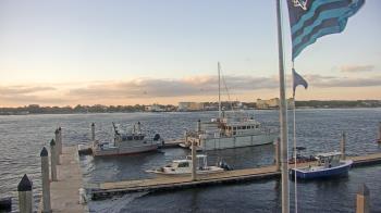 Weather camera view of Morning Star Marina.