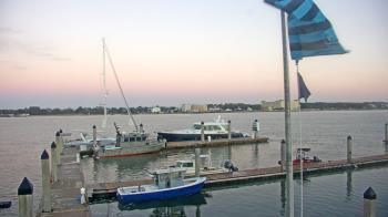 Weather camera view of Morning Star Marina.