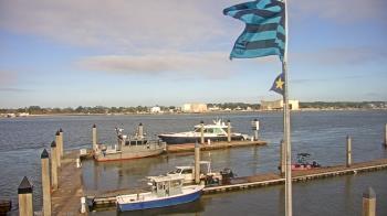 Weather camera view of Morning Star Marina.