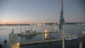 Weather camera view of Morning Star Marina.