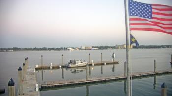 Weather camera view of Morning Star Marina.