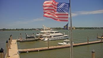Weather camera view of Morning Star Marina.