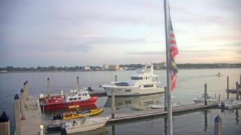 Weather camera view of Morning Star Marina.
