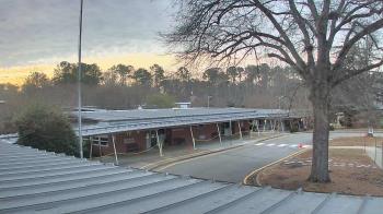 Weather camera view of Maybeury ES.