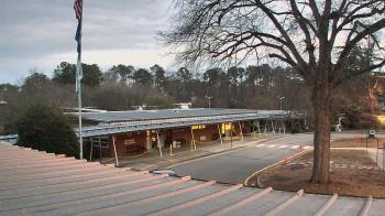 Weather camera view of Maybeury ES.