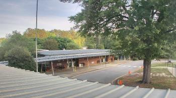 Weather camera view of Maybeury ES.