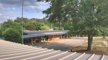 Weather camera view of Maybeury ES.