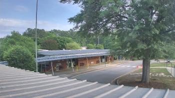 Weather camera view of Maybeury ES.