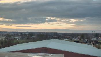 Weather camera view of Noblesville HS.