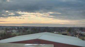 Weather camera view of Noblesville HS.