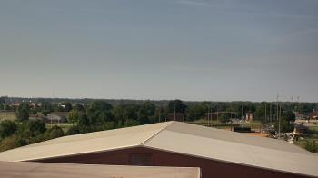 Weather camera view of Noblesville HS.