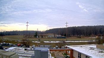 Weather camera view of New Bloomfield ES.