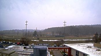 Weather camera view of New Bloomfield ES.