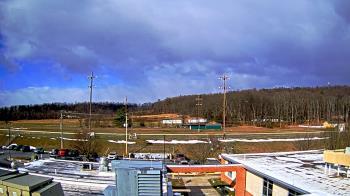 Weather camera view of New Bloomfield ES.