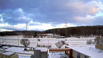 Weather camera view of New Bloomfield ES.