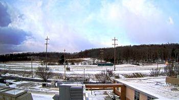 Weather camera view of New Bloomfield ES.