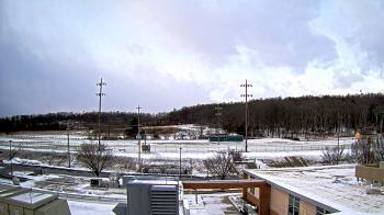 Weather camera view of New Bloomfield ES.